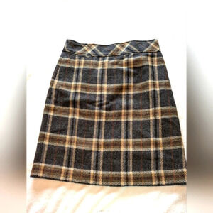 L.L. Bean Brown and Beige Wool blend plaid skirt sz 10